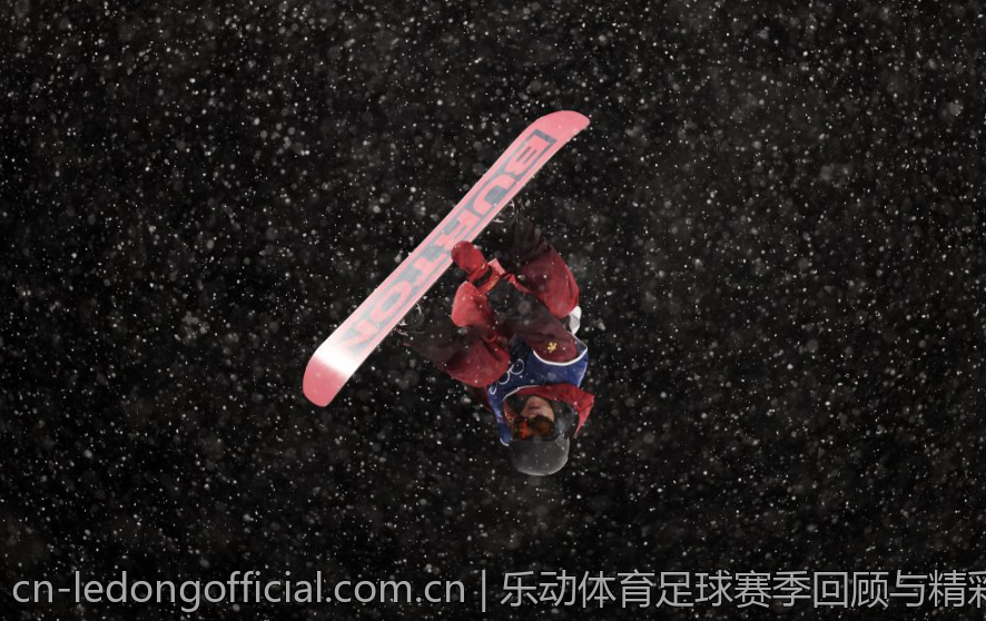 乐动体育足球赛季回顾与精彩剪辑